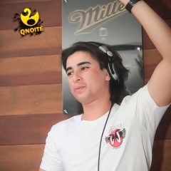 Adriano Jf