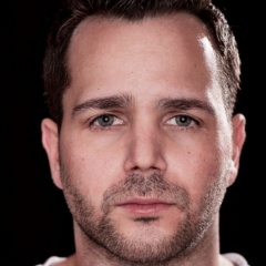 ALEX NIGGEMANN
