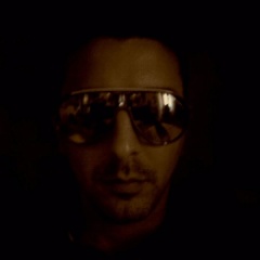 MANUEL FOLLIA 3L3KTROANIMAL