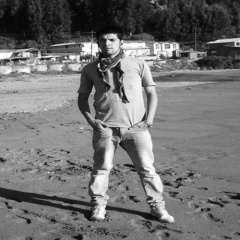 Carlos Alvarez White