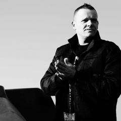 Dj Carlos BOLD