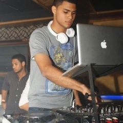 CARLOS GONZALES