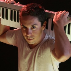CARLOS PUENTES