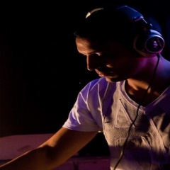 DJ MAGIK