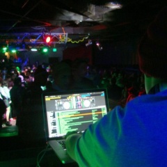 Deejay Tienzo