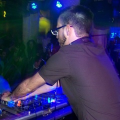 Deep Roots Dj