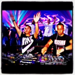 Delivio Reavon &amp; Aaron Gill