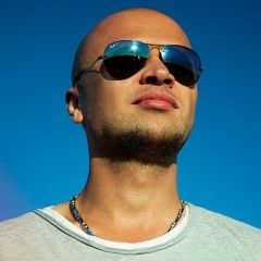 Denis A