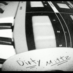 Dirty Mittz
