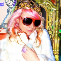 DIVA DANIELLE