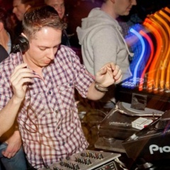 dj HD