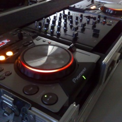 DJ Jhony B