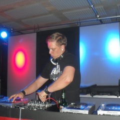 DJ Zeyhan
