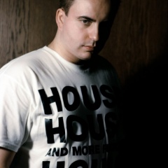 DJ Pearl
