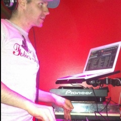 dj alex.c