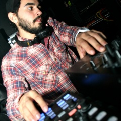 DJ ARMOR