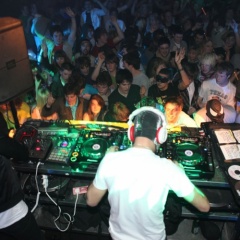 DJChrisJay