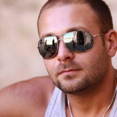 dj Chriss White