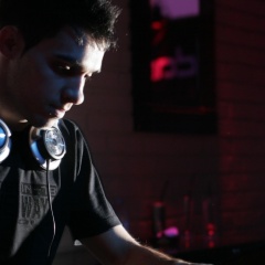 DJ CLAUDIO GOMES