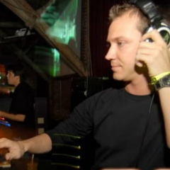 djcurtbecker
