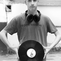 DJ DAKA