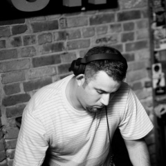Dj Data