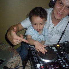 DJ iLy