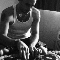 DJ iQUIZZLE