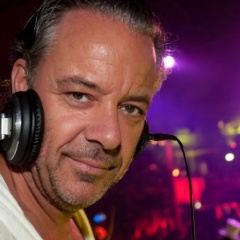 DJ JOSE