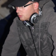 Dj lowkee