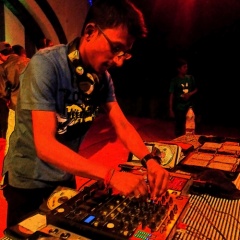 Deejay MnH