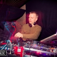 DJ Peewee