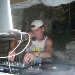 Dj Robin Hood