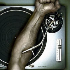 Dj Saksaid