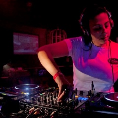 DJ Starr
