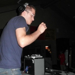 Robert Tisdale