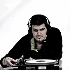 DJ ZeeC (aka Хотсексиендрти)