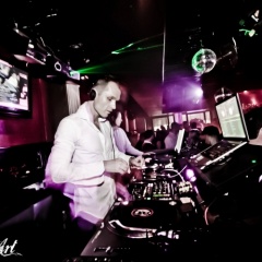 Dr.DJ