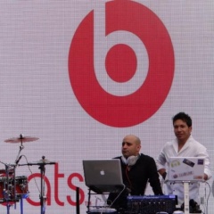 DUET LION