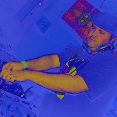 D-White