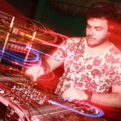 felipe.r.a