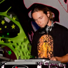 DJ Shoom