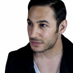 JOHNNY YONO