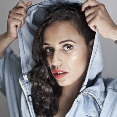 JOYCE MUNIZ
