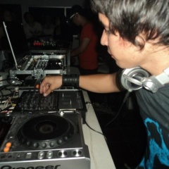 JR MENDEZ