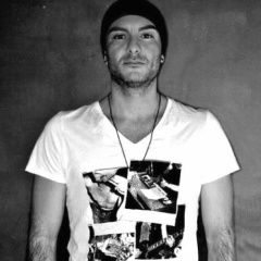 JULIEN LORETO