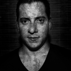 LEO PEREZ