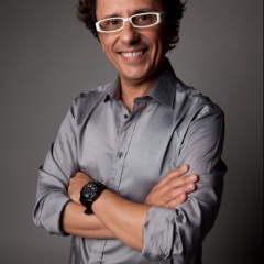 LUIS DEL VILLAR