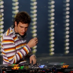 Lukas Torres