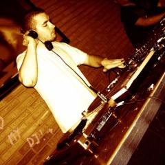 DJ M-CEE